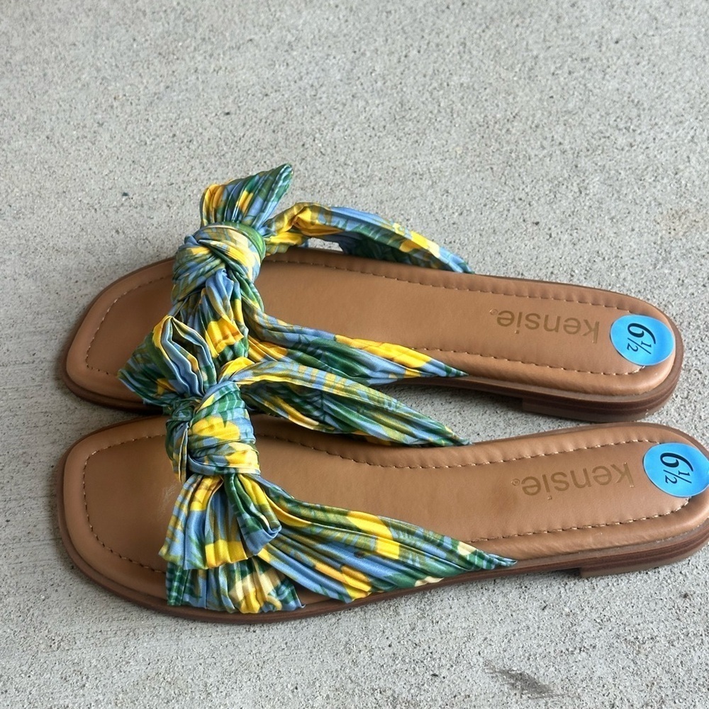 NEW Kensie Women's Multicolor Knotted Sandals size 6M